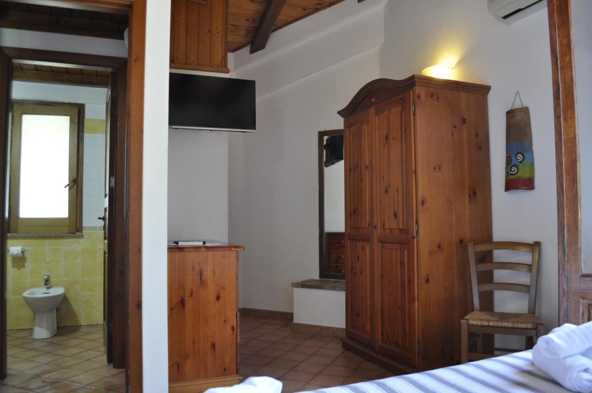Hotel Borgo San Francesco Gioiosa Marea Pokój zdjęcie